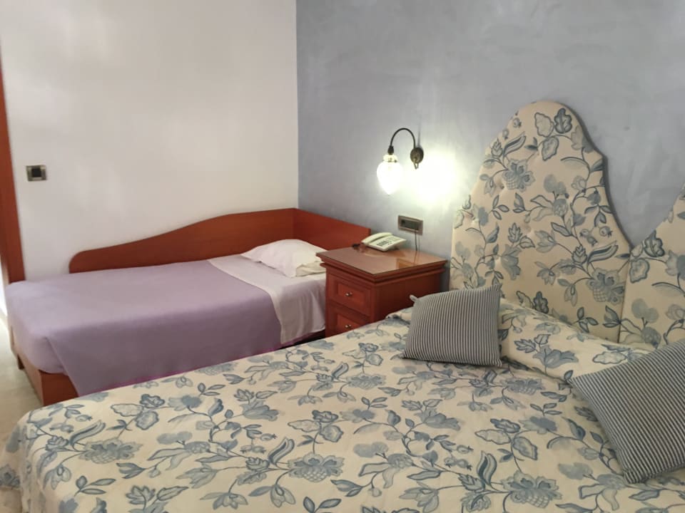 Zimmer Hotel Serita Beach