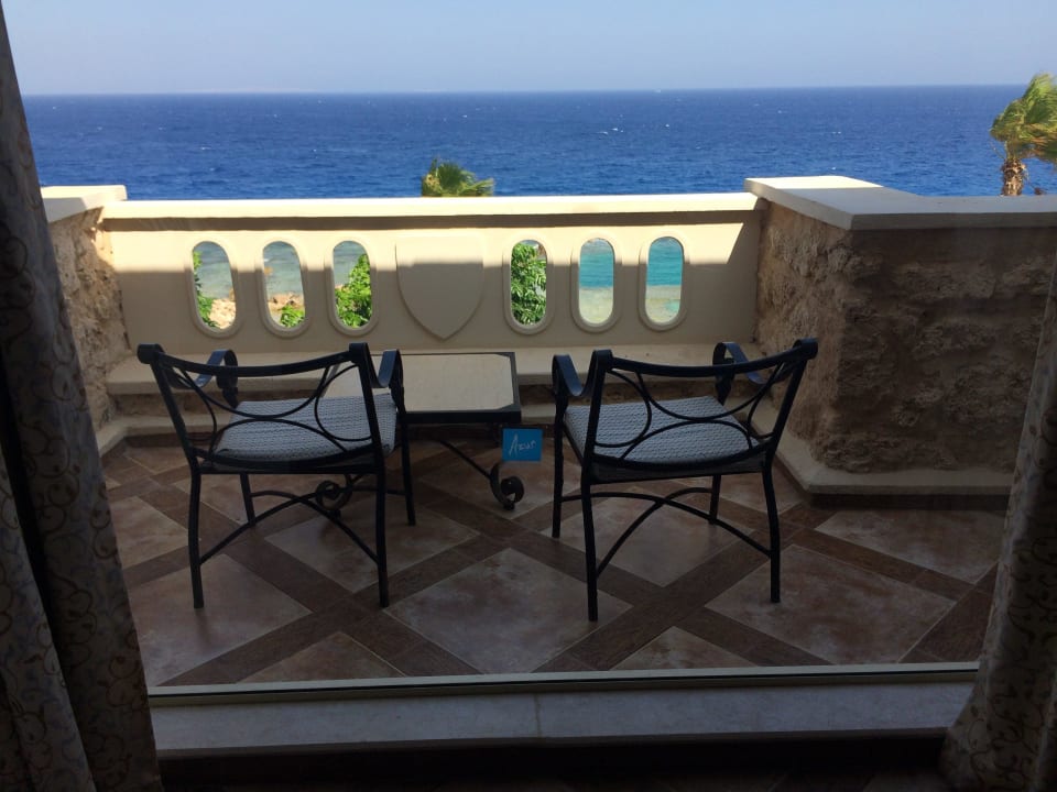 Терраса Pickalbatros Citadel Resort