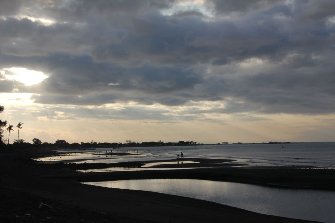 Beach Hotel Bali Oase Resort