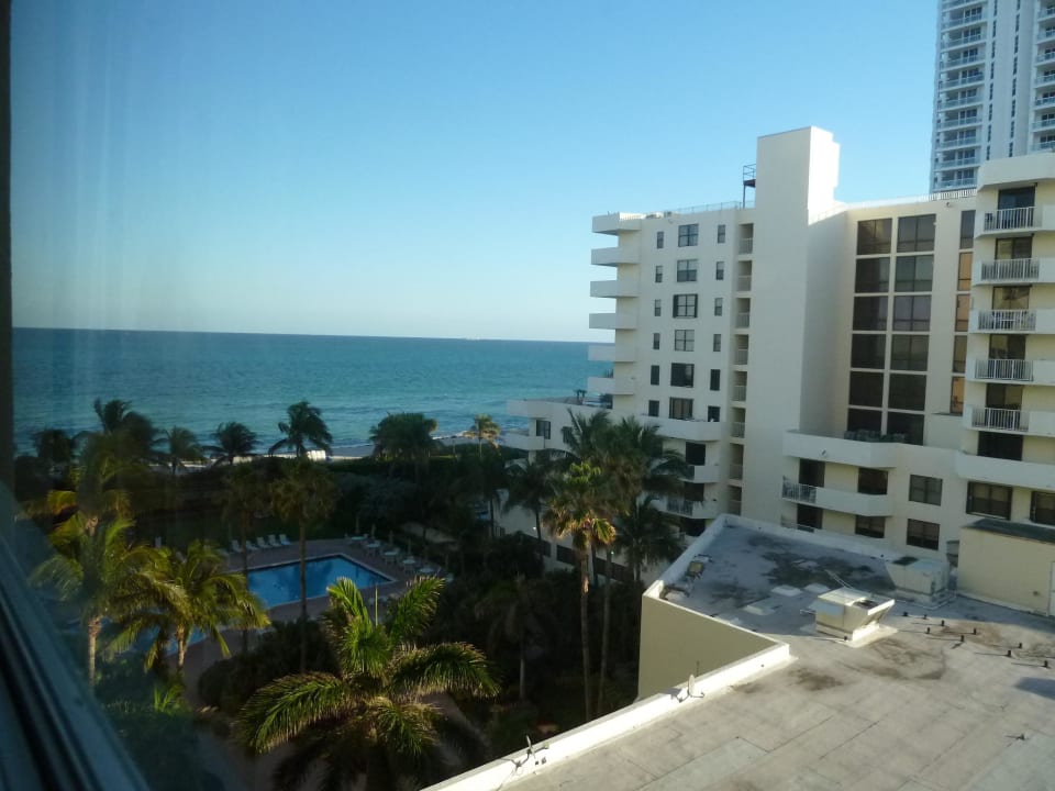 Ausblick vom Zimmer Holiday Inn Miami Beach-Oceanfront
