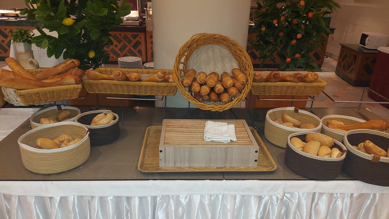 Gastro Hotel Royal Nozha