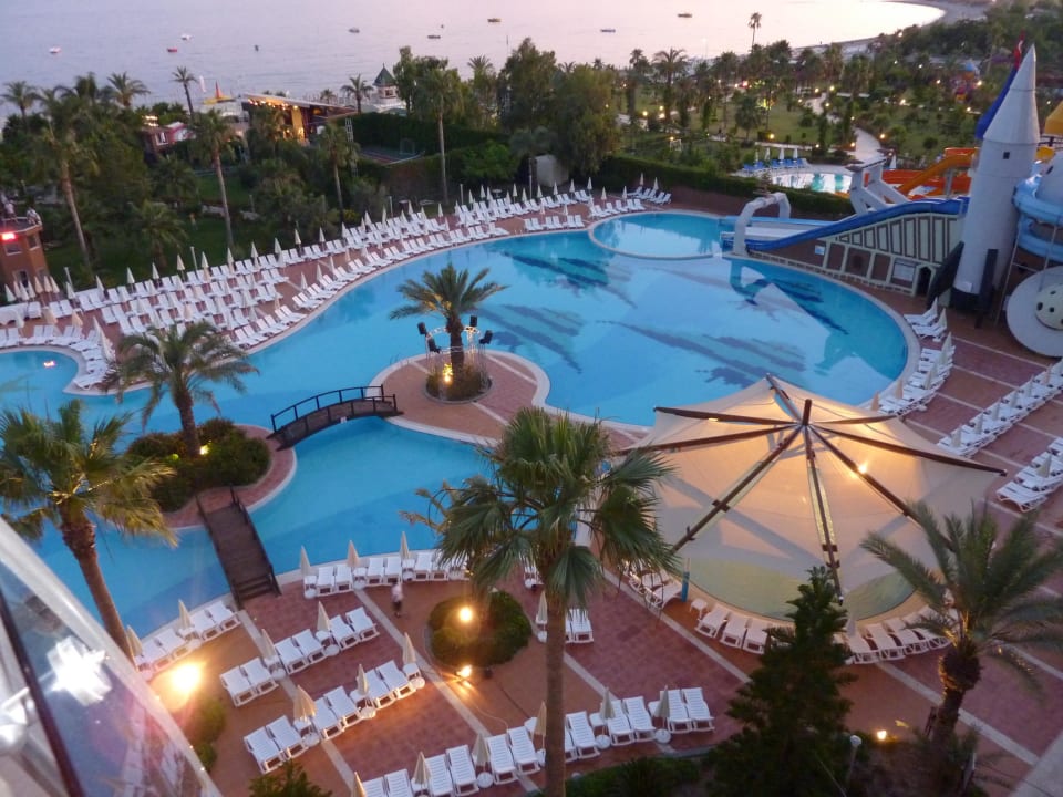 Widok z pokoju po zachodzie słońca Arycanda Kirman Premium