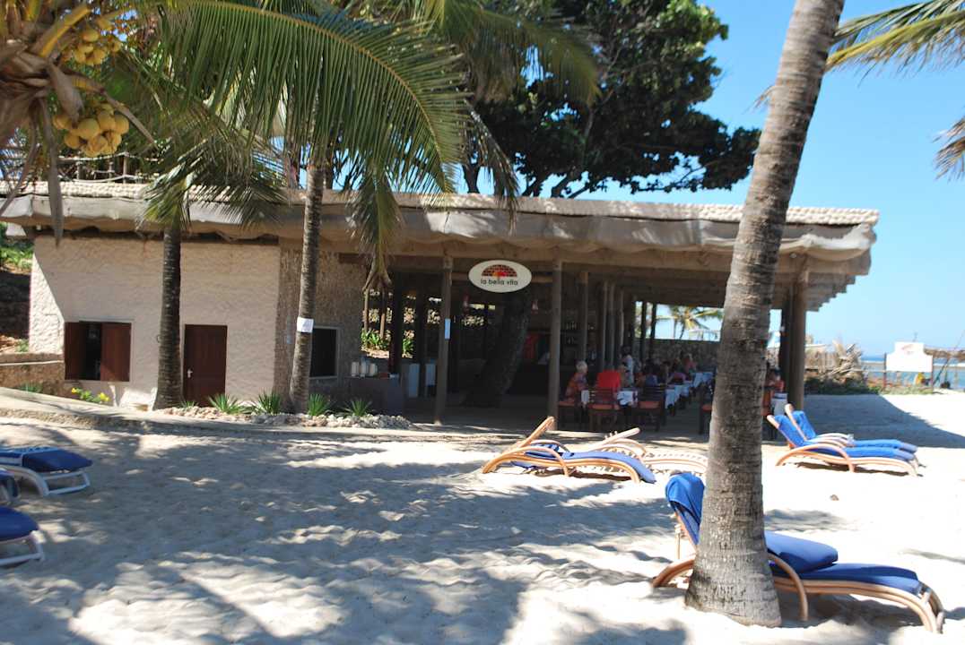 Von Chris Resort Amani Tiwi Beach
