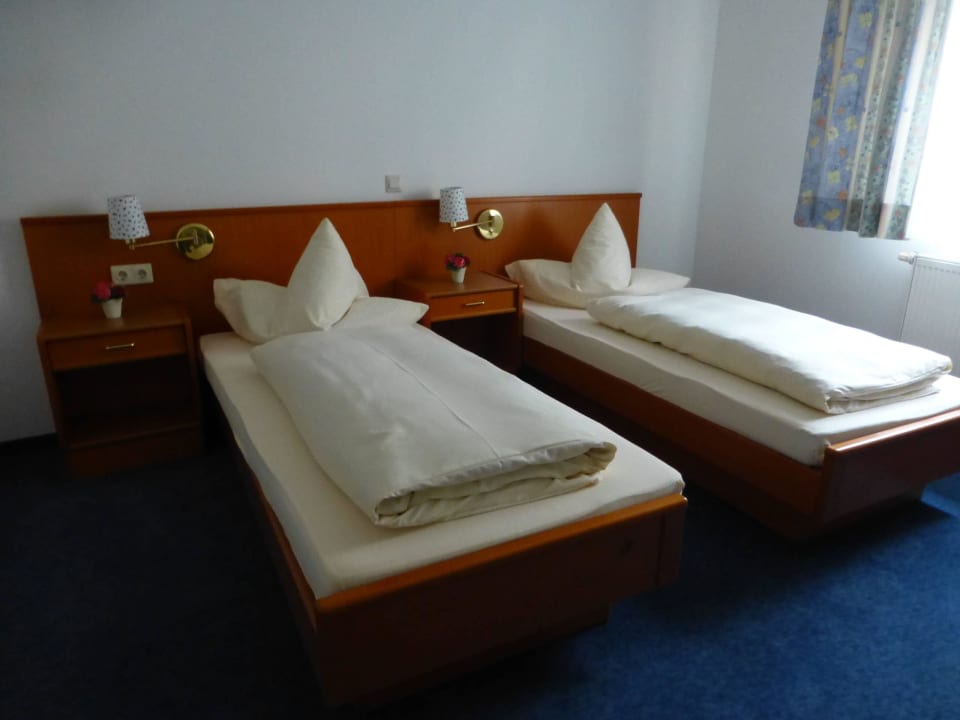 Hell und geräumig Hotel Darchinger Hof