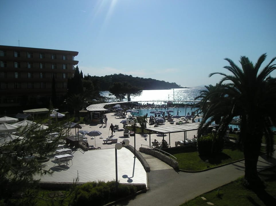 Widok z balkonu Remisens Hotel Albatros