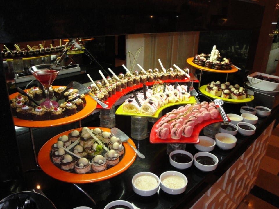Dessertbuffet im Hauptrestaurant Mosaic Rixos Premium Belek