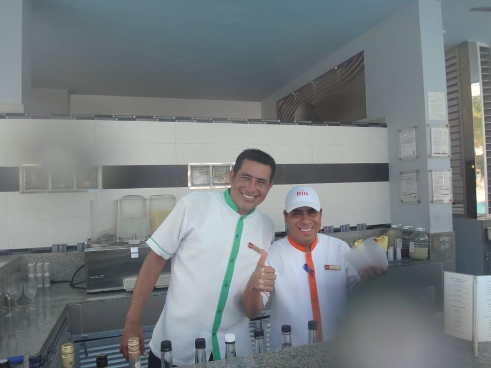 Poolbar Hotel Riu Palace Mexico