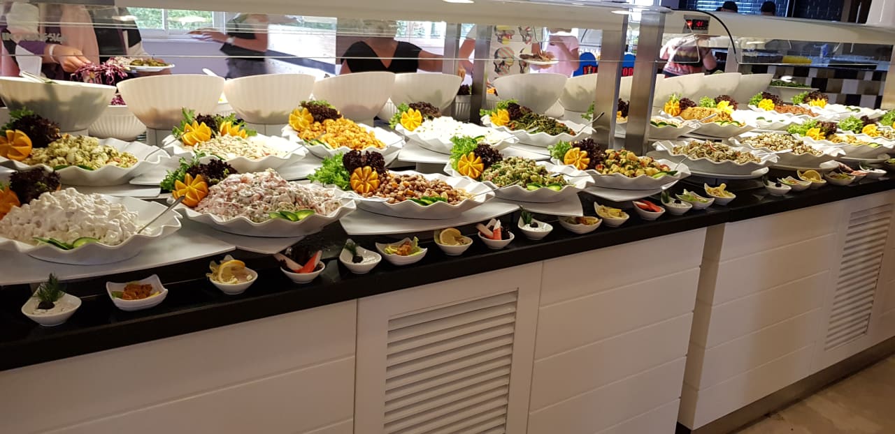 Gastro Serenis Hotel