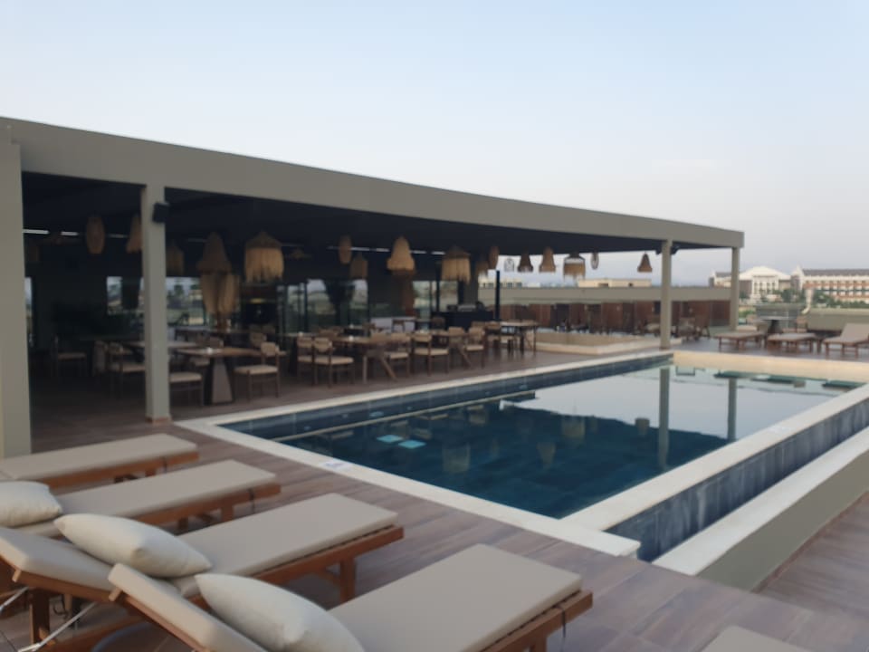 Pool Jacaranda Luxury Resort