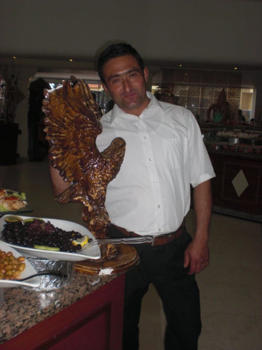 Adem - sehr fleissig! Hotel Arabella World