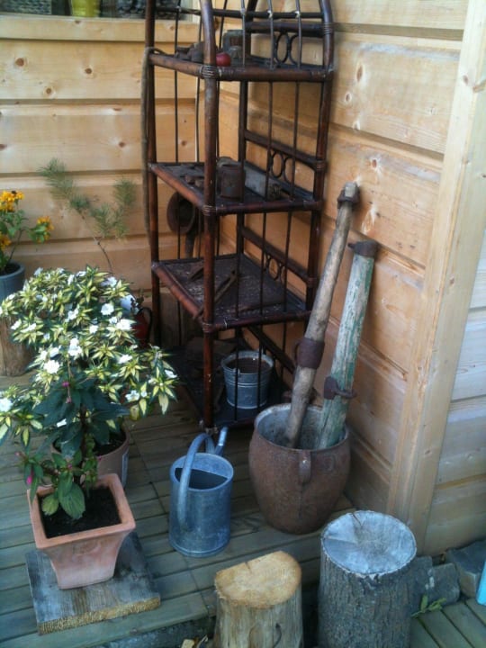 Przy wejściu Pensjonat Legenda Tatr