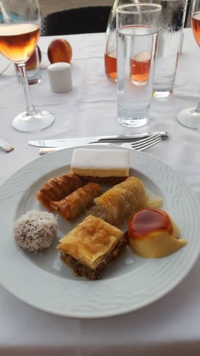 Leckere Nachspeiße Astir Odysseus Kos Resort & Spa