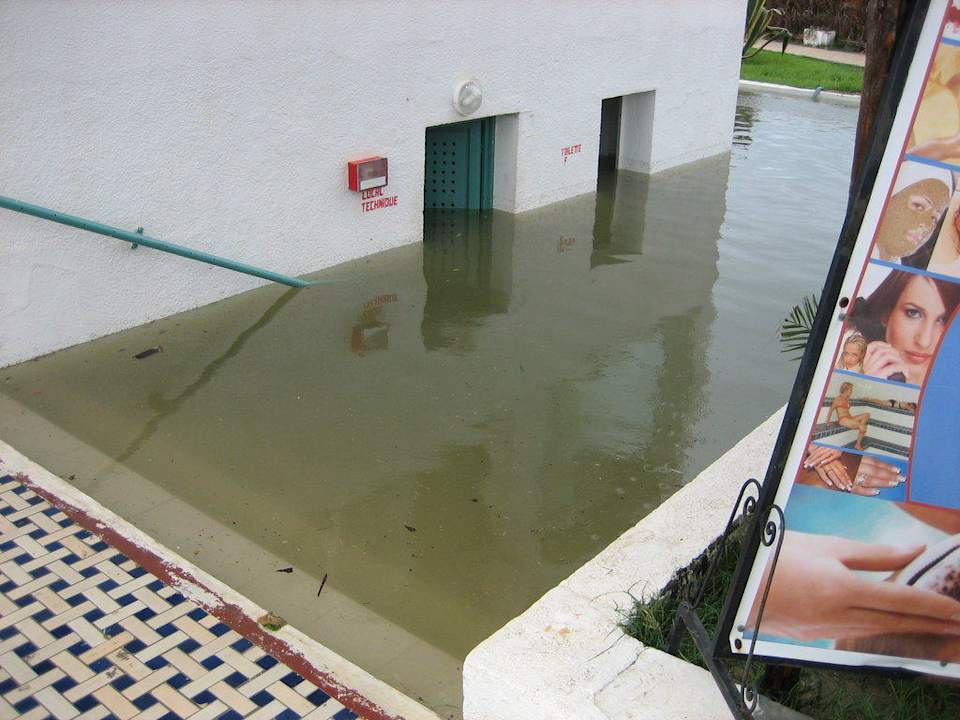 Nach den Gro0en Regen Hotel El Mouradi Cap Mahdia