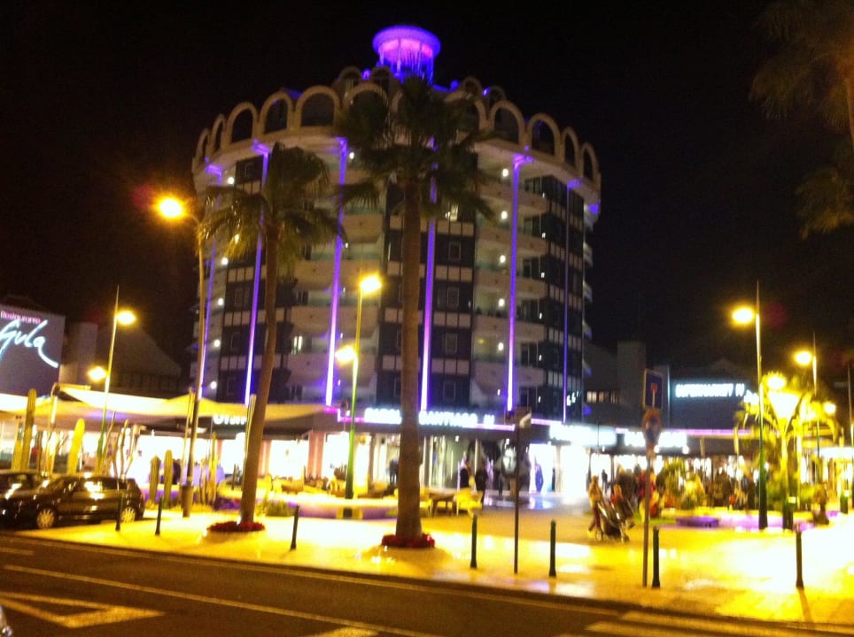 Beleuchtung   in der Nacht Parque Santiago IV Official