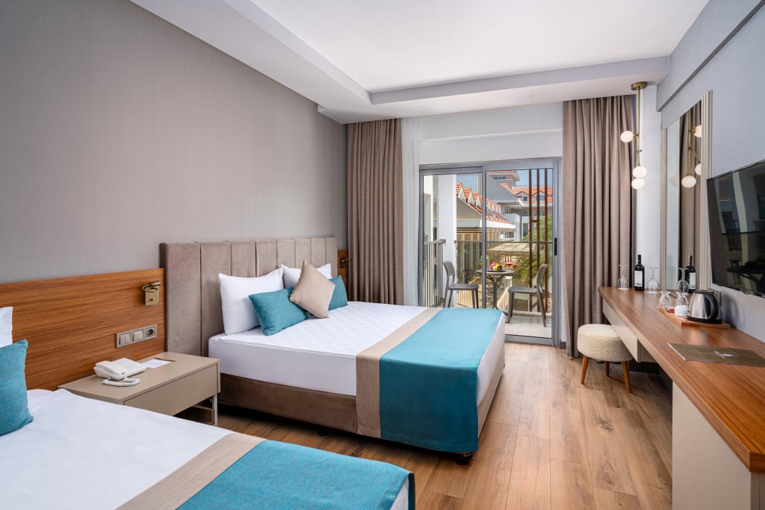 Zimmer Side Story Resort & Spa