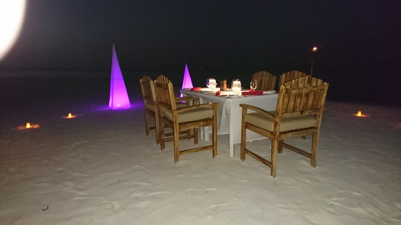Privat Dinner  NH Collection Maldives Havodda Resort