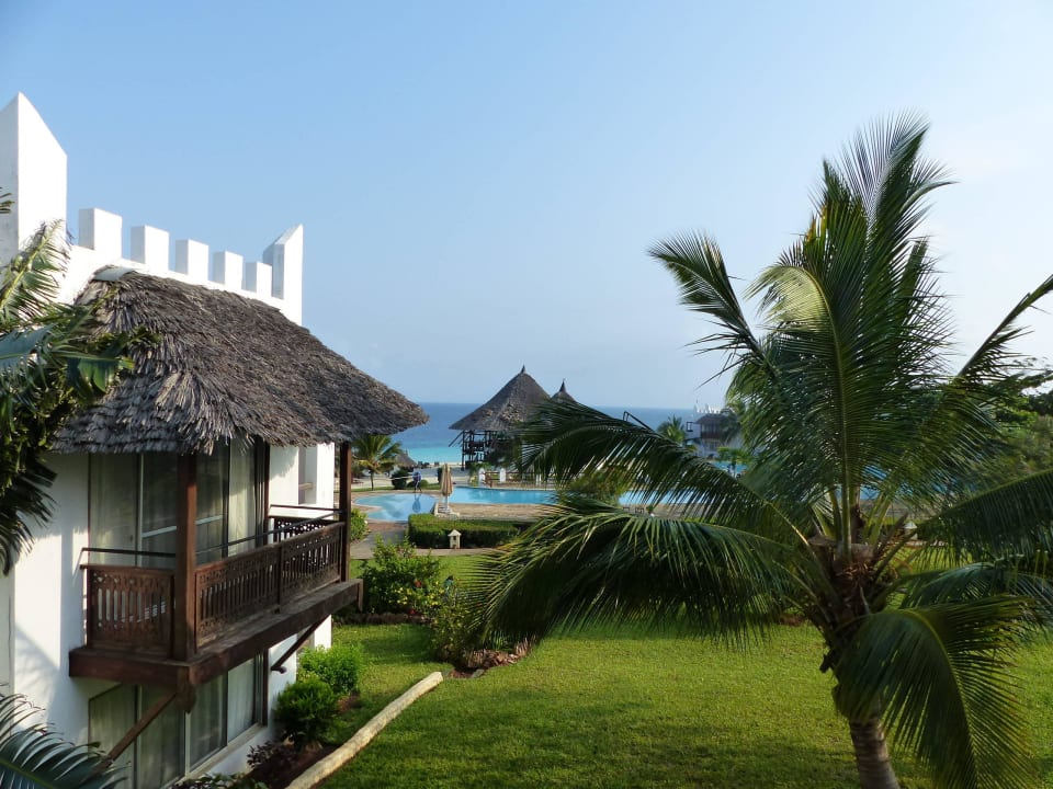 Von unserem Balkon... Royal Zanzibar Beach Resort