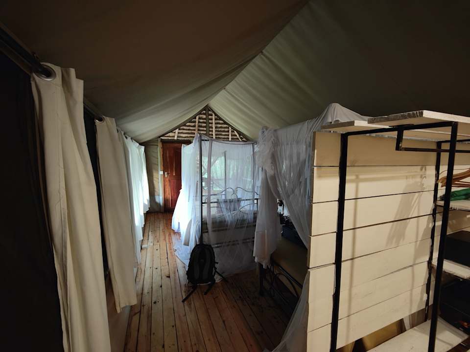 Zimmer Lake Burunge Tented Lodge