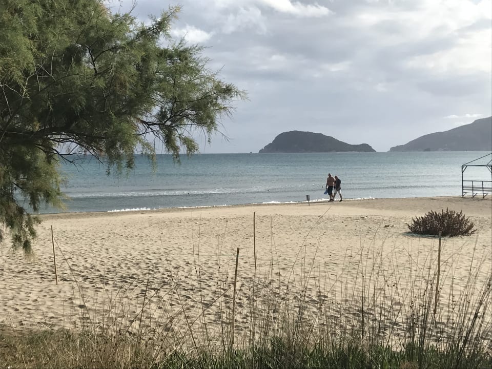 Strand Domes Aulūs Zante, Autograph Collection