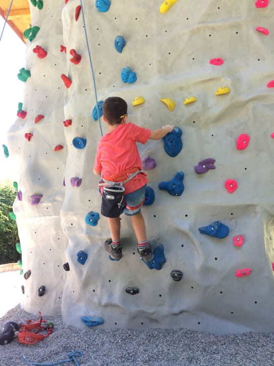 Kletterwand POST Family Resort
