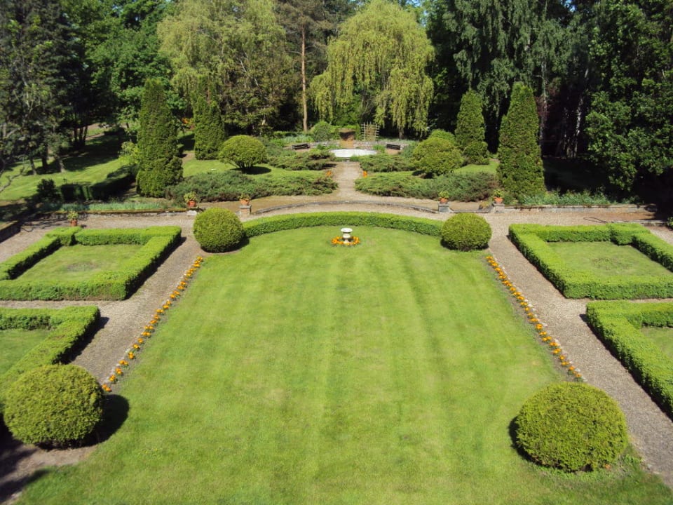 Blick zum Park Hotel Sześć Dębów Sześć Dębów Dwór w Prusewie