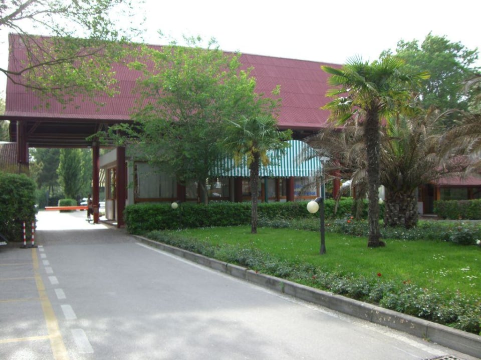 Eingang/Rezeption Isamar Holiday Village