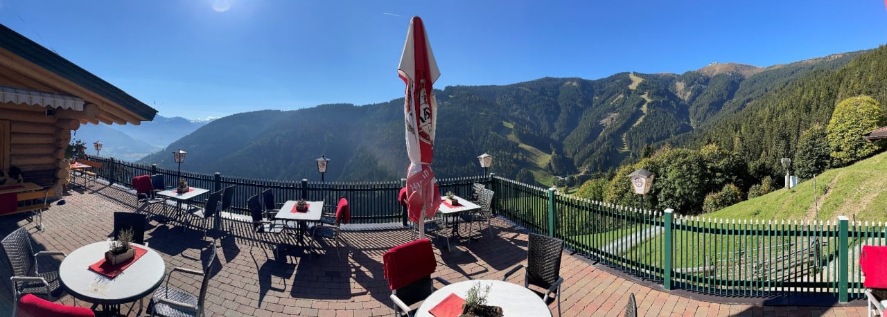 Ausblick Berghotel Jaga-Alm