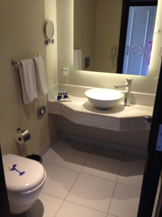 Kleines aber feines Badezimmer Dream World Resort & Spa