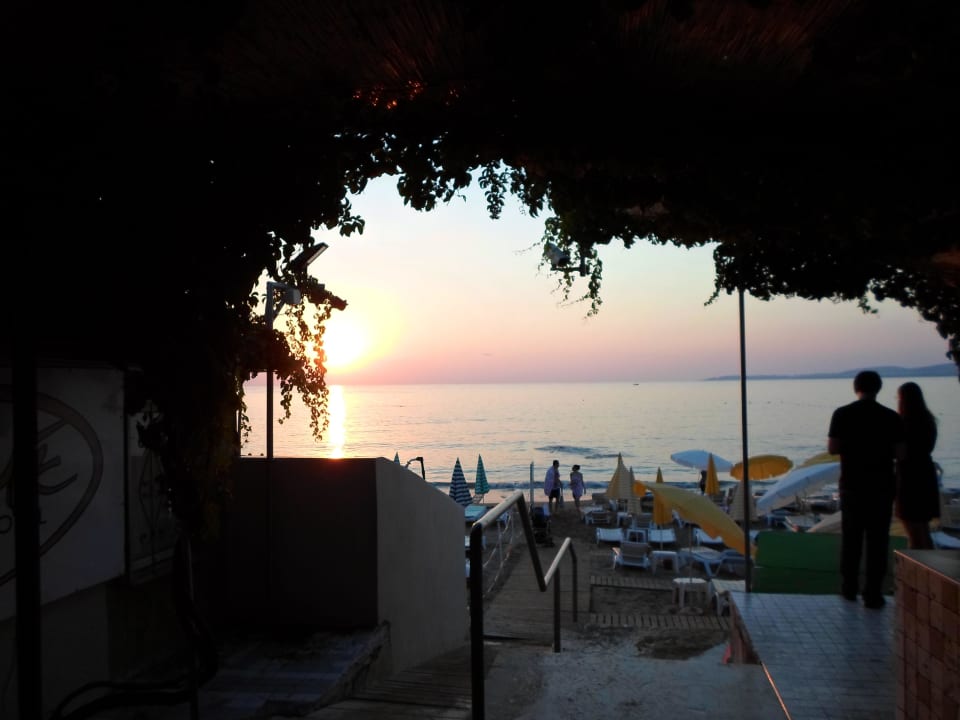 Weg zum Strand Alaiye Resort & Spa