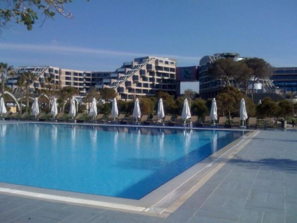 Бассейн Susesi Luxury Resort
