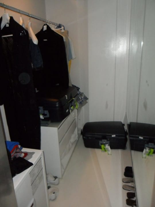 Begehbarer Kleiderschrank Adam & Eve - Adults only