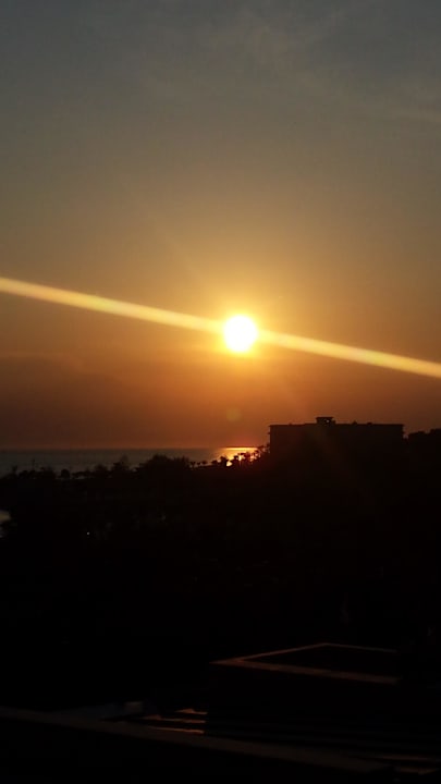 Sonnenuntergang Sealife Buket Resort & Beach