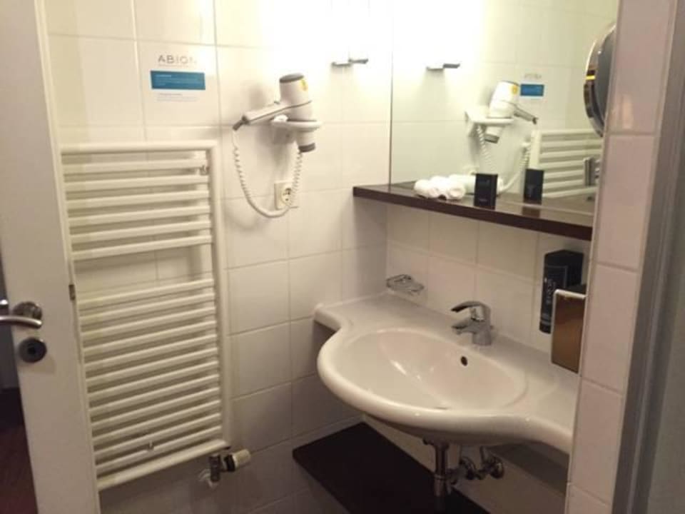 Zimmer AMERON Berlin ABION Spreebogen Waterside