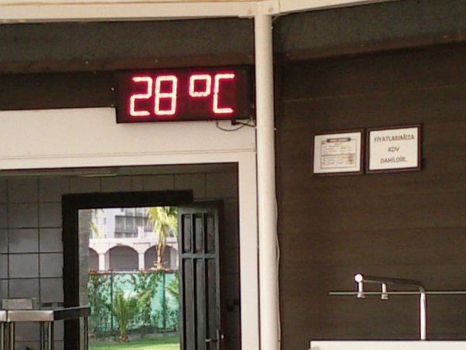 Novemberwetter  Melas Lara Hotel