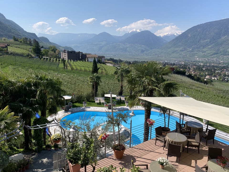 Ausblick Hotel Lagrein Scena Schenna • Holidaycheck Südtirol Italien 