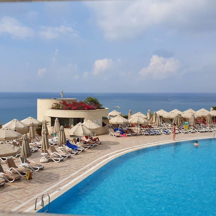 Pool Melas Resort Hotel