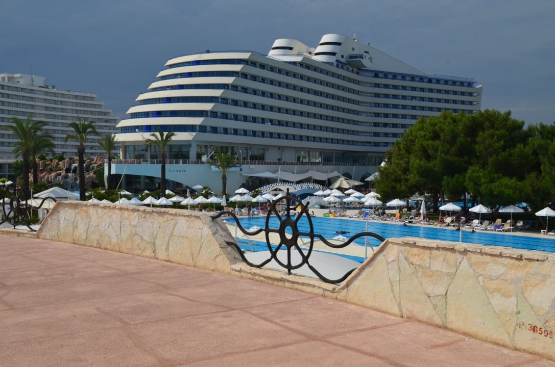 Hotelansicht vom Amphitheater Titanic Deluxe Lara