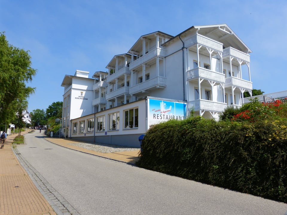 Außenansicht Koopmanns Hotel und Lädchen