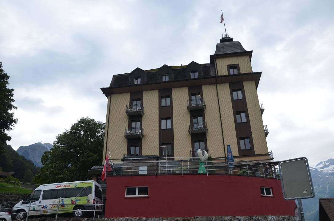 Eingangsbereich Hotel Edelweiss