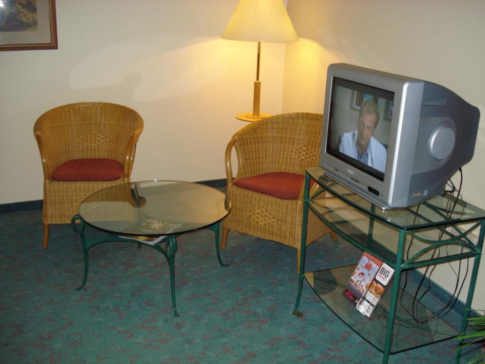 Sitzecke im Zimmer NH Prague City