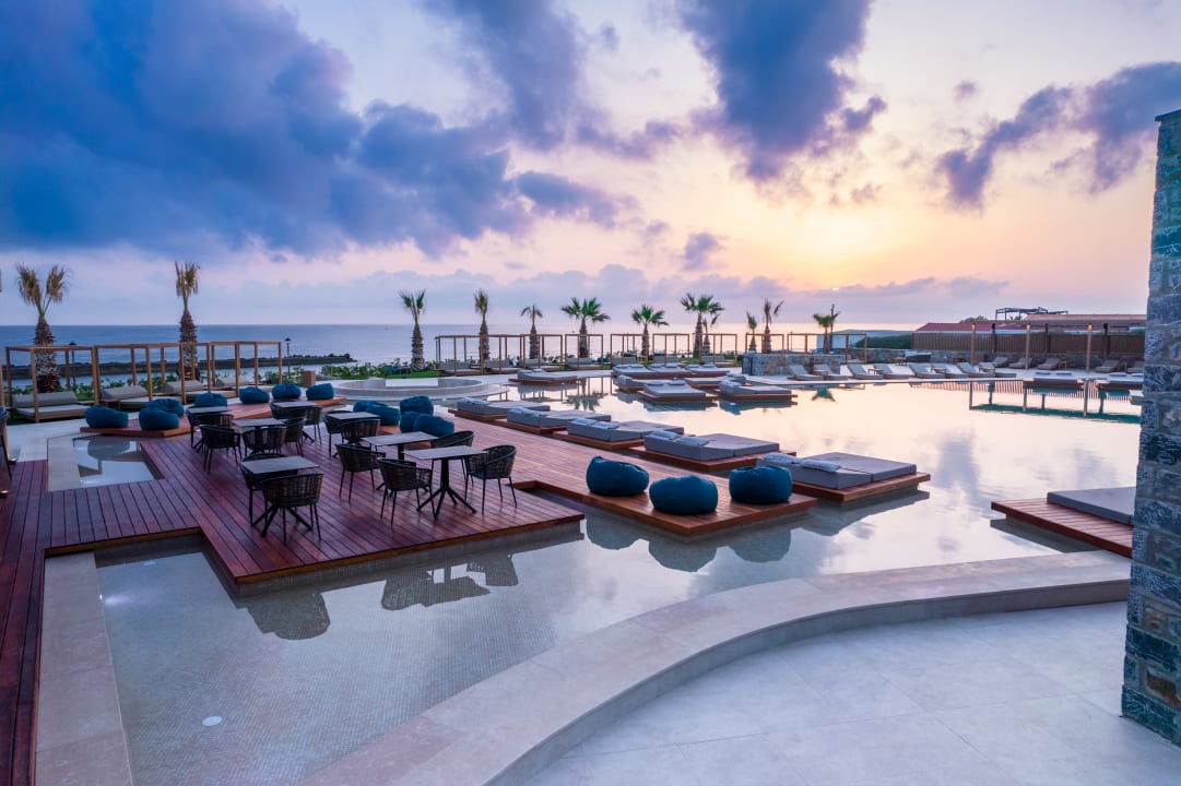 Pool SENSEANA Sea Side Resort & Aquadventure