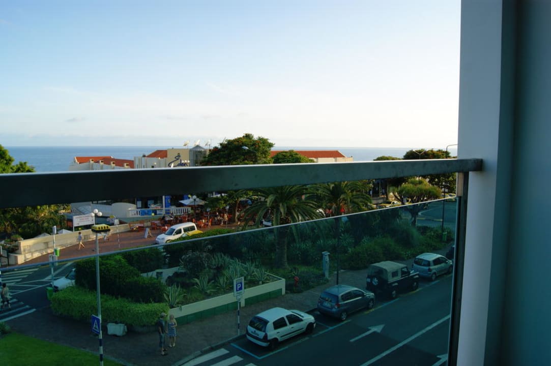 "Blick Vom Balkon" Hotel Vila Baleira Funchal (Funchal) • HolidayCheck ...