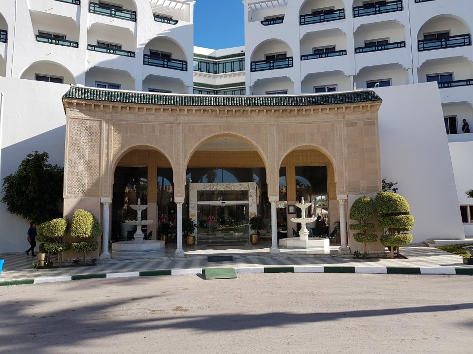 Außenansicht Hotel Marhaba Beach