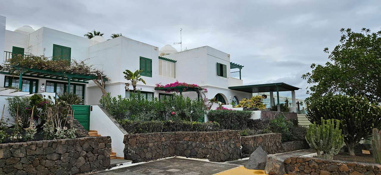 Außenansicht allsun App.-Hotel Albatros