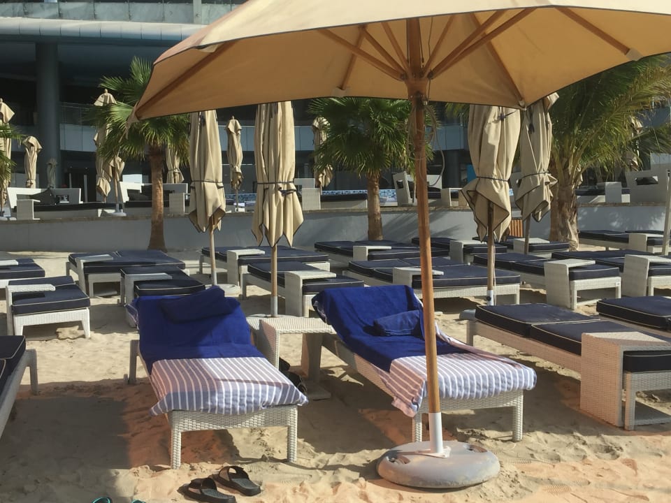 Strand Conrad Abu Dhabi Etihad Towers