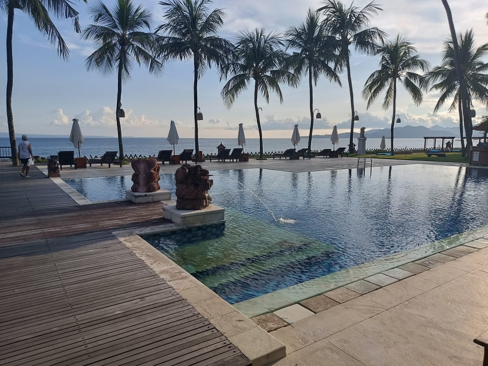Pool Ramayana Candidasa