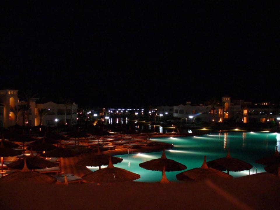Pool von der Sunset Bar aus Pickalbatros Dana Beach Resort - Hurghada