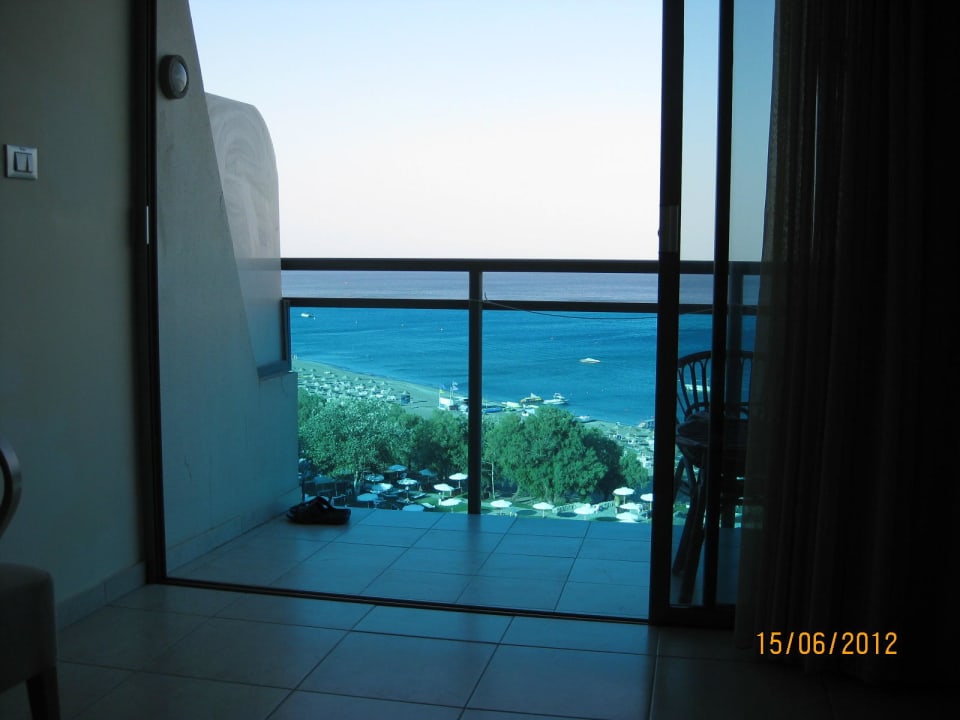 Ausblick aus Bett Hotel Calypso Beach