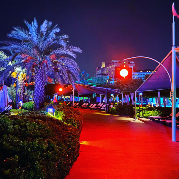 Gartenanlage Limak Lara Deluxe Hotel & Resort