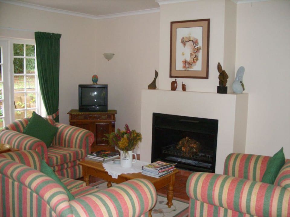 Gemütliche Kaminecke Golden Hill Guest House & Tours